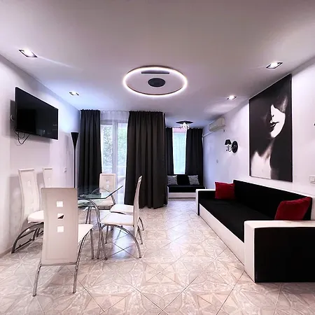 Highfashion 2-bedroom Duplex Neonicalux In Panoramicroofcomplex *